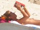 [GOSSIP E BELLA VITA] E' stata fotografata in spiaggia, completamente nuda, mentre legge un libro e gioca con il cane... (leggi articolo)