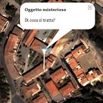 Un pene disegnato sul tetto � l'immagine pi� strana su Google Earth. La foto