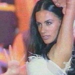 Video e Foto: Rossella Brescia ritorna pi� sexy che mai a Colorado Caf� dove si esibisce in uno spogliarello