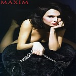 Anna Safroncik su Maxim. Foto e Video dell'attrice del film La Matassa con Ficarra e Picone