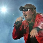 Nuovo singolo Manifesto futurista dell�umanit� di Vasco Rossi. Video da vedere e ascoltare. Testo